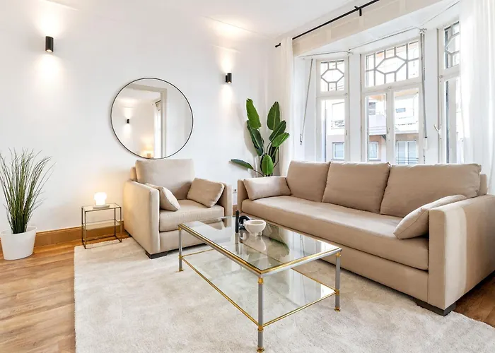 Stylish 2-bed In Gare, Near Cafes & Shop * Luxembourg By