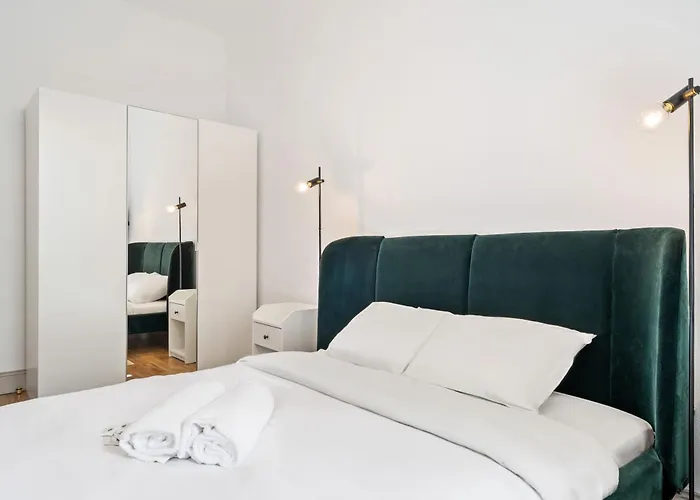 Stylish 2-bed In Gare, Near Cafes & Shop Luxembourg By