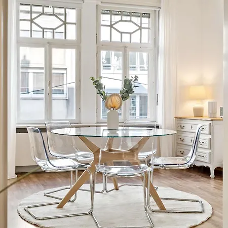 Stylish 2-bed In Gare, Near Cafes & Shop Apartamento *