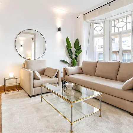 Stylish 2-bed In Gare, Near Cafes & Shop * Luxemburg