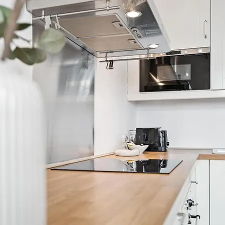 아파트 Stylish 2-bed In Gare, Near Cafes & Shop *