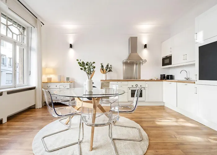 Stylish 2-bed In Gare, Near Cafes & Shop شقة لوكسمبورغ