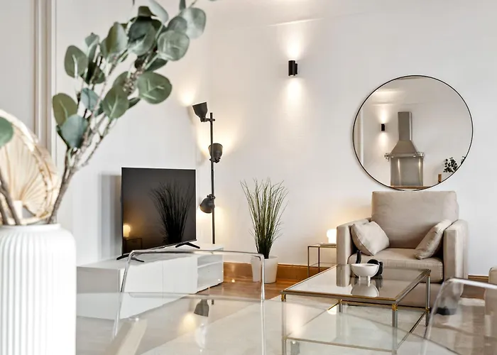 Apartman Stylish 2-bed In Gare, Near Cafes & Shop *