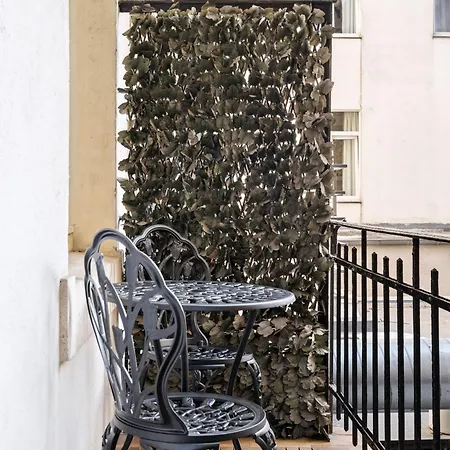 Stylish 2Br Stay In Luxembourg Gare Apartament *
