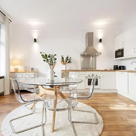 Stylish 2Br Stay In Luxembourg Gare Apartament Luksemburg