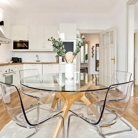 Stylish 2Br Stay In Luxembourg Gare